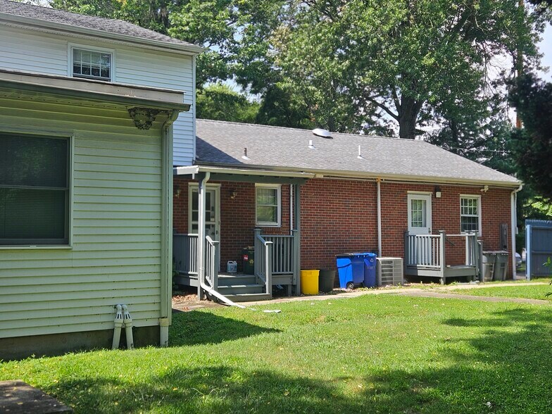 170 Scotch Rd, Ewing, NJ à vendre - Photo de l’immeuble – Image 3 sur 17