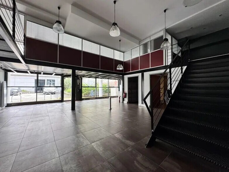 Bureau dans Ivry-sur-Seine à louer - Photo intérieure – Image 3 sur 12