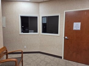 14 Vanderventer Ave, Port Washington, NY à louer Photo intérieure– Image 2 sur 17