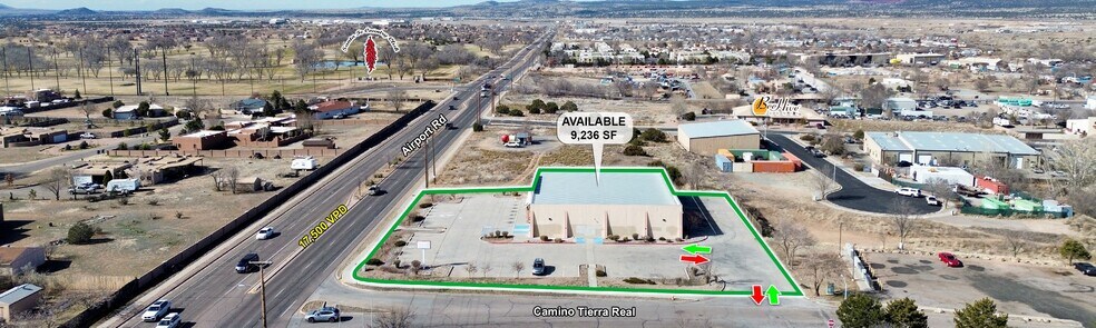 6629 Airport Rd, Santa Fe, NM à vendre - Photo de l’immeuble – Image 3 sur 10