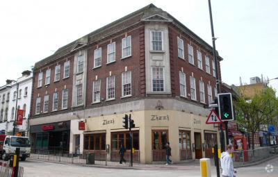 9-15 High St, Sutton à louer Photo principale– Image 1 sur 2
