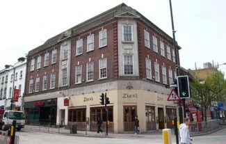 Plus de détails pour 9-15 High St, Sutton - Bureau à louer
