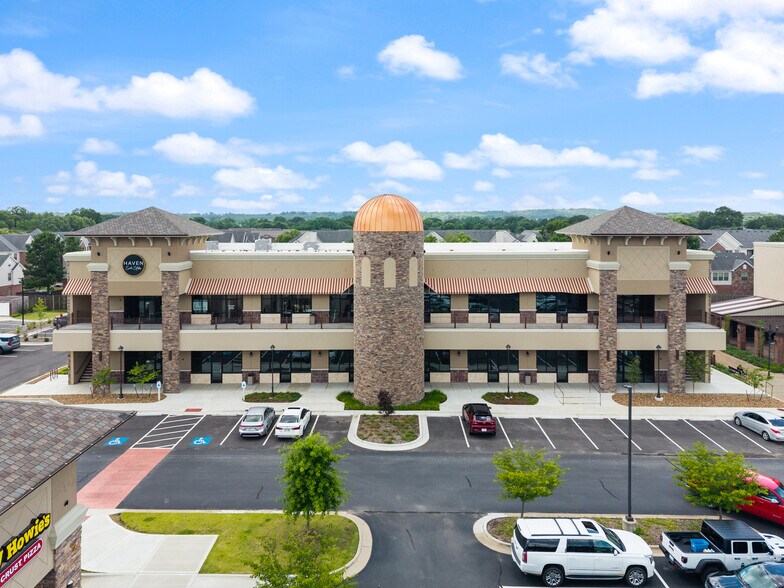 2235 Dave Ward Dr, Conway, AR à louer - Photo de l’immeuble – Image 3 sur 40