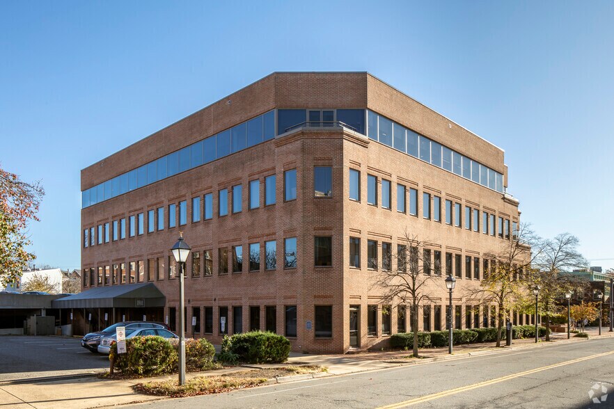 1421 Prince St, Alexandria, VA à louer - Photo de l’immeuble – Image 2 sur 6