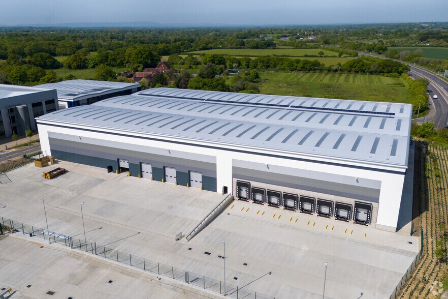 Burgess Hl, Hassocks à louer - Photo de l’immeuble – Image 1 sur 96
