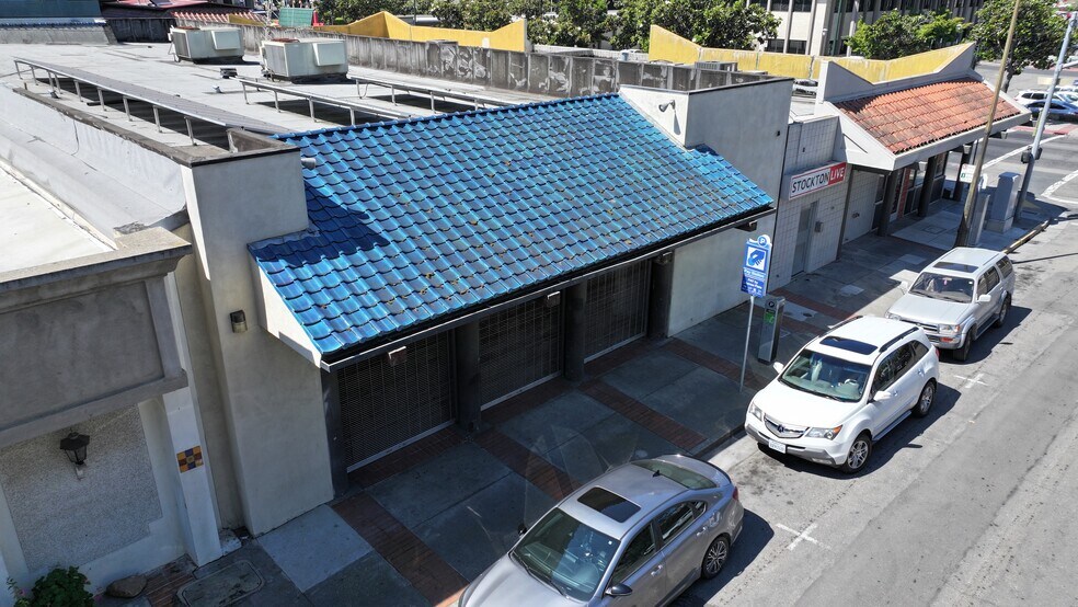 112 E Market St, Stockton, CA à vendre - Photo de l’immeuble – Image 2 sur 25