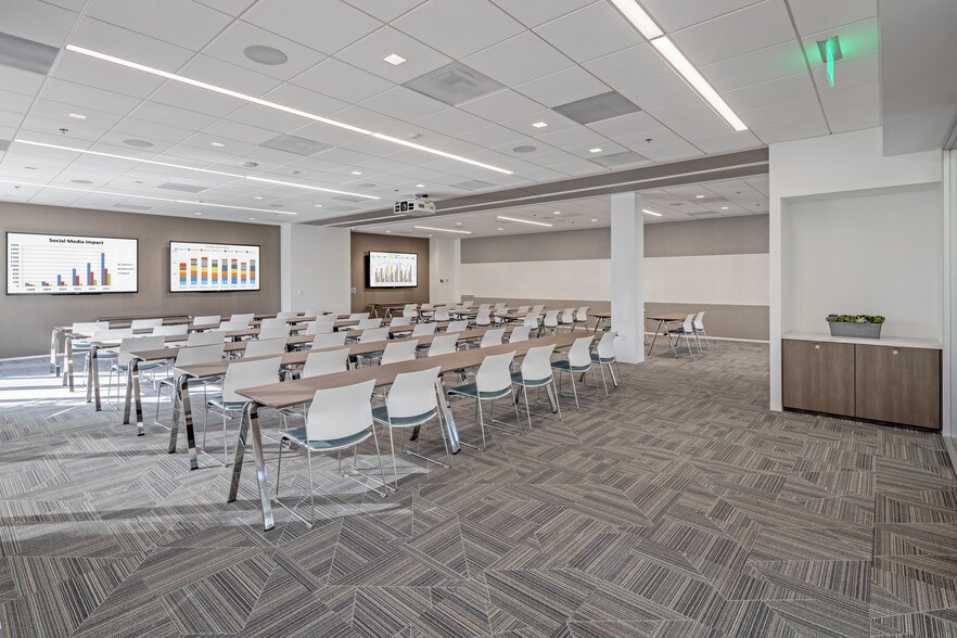 121 Innovation Dr, Irvine, CA à louer - Autre – Image 3 sur 17