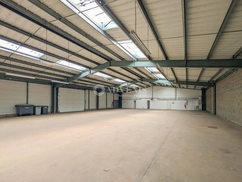 Local d’activités dans Vern-sur-Seiche à louer - Photo intérieure – Image 2 sur 9