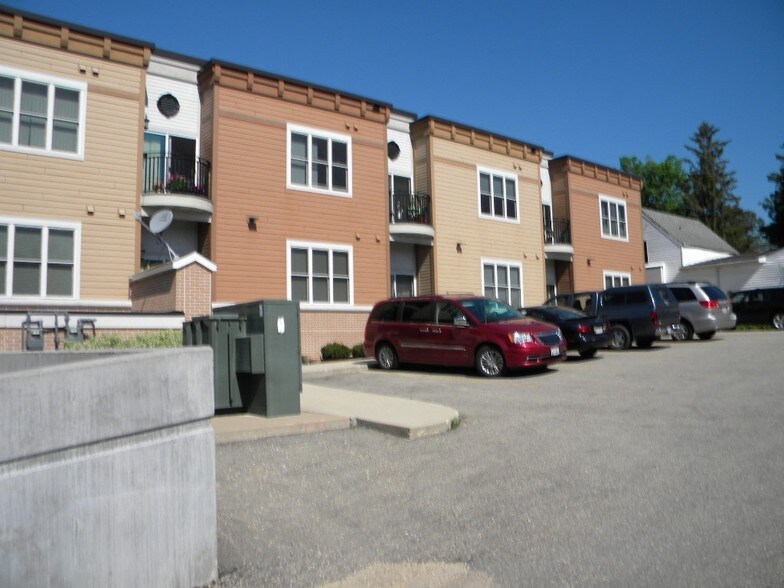 435 Main St, Darlington, WI à vendre - Photo de l’immeuble – Image 2 sur 16