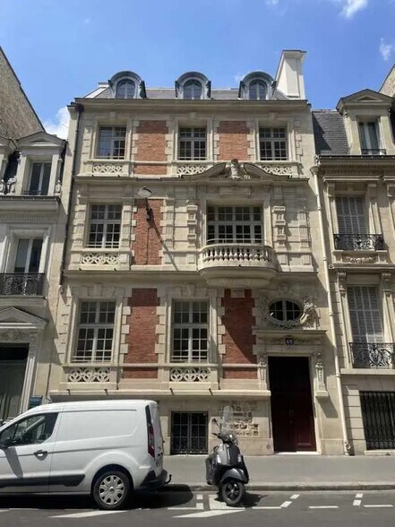 60 Rue Jouffroy D'Abbans, Paris à louer - Photo de l’immeuble – Image 1 sur 21
