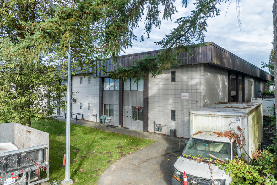 1780 Mclean Ave, Port Coquitlam, BC à louer - Photo de l’immeuble – Image 2 sur 7