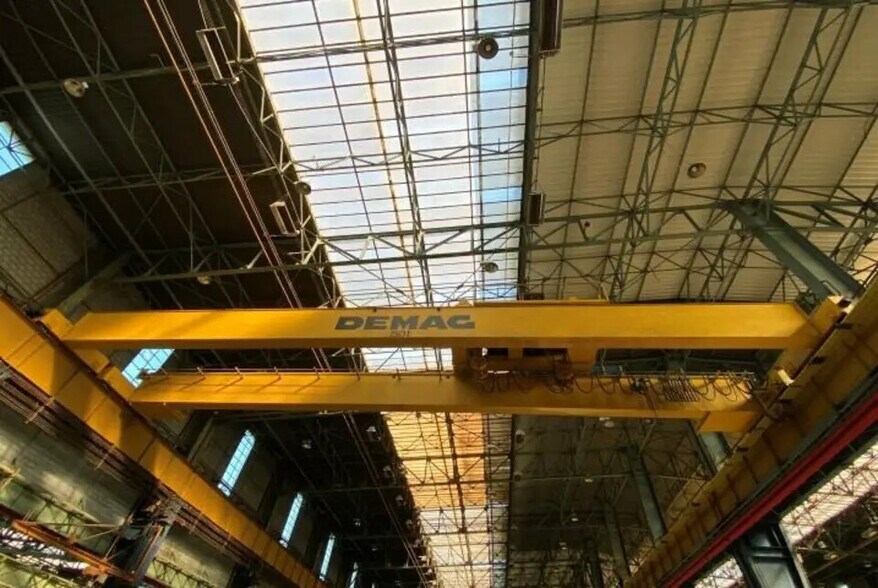 Local d’activités dans Reims à louer - Photo de l’immeuble – Image 2 sur 5