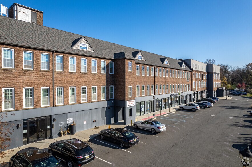 120 Georges Rd, New Brunswick, NJ à vendre - Photo de l’immeuble – Image 3 sur 12