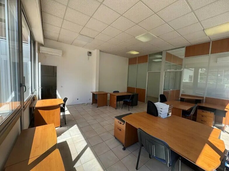 Bureau dans Marseille à vendre - Photo intérieure – Image 3 sur 6