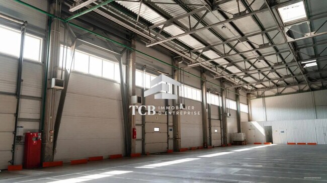 Plus de détails pour Local d'activités à louer