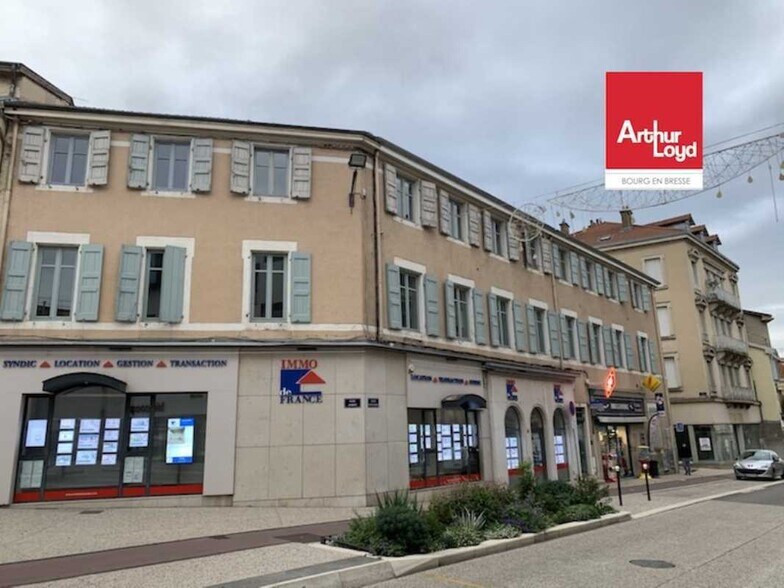 Avenue D'Alsace Lorraine, Bourg-en-Bresse à louer - Photo de l’immeuble – Image 2 sur 3