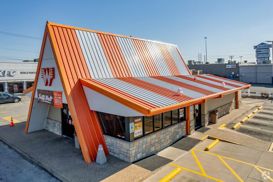 801 William Cannon Dr E, Austin, TX à louer - Photo de l’immeuble – Image 3 sur 5