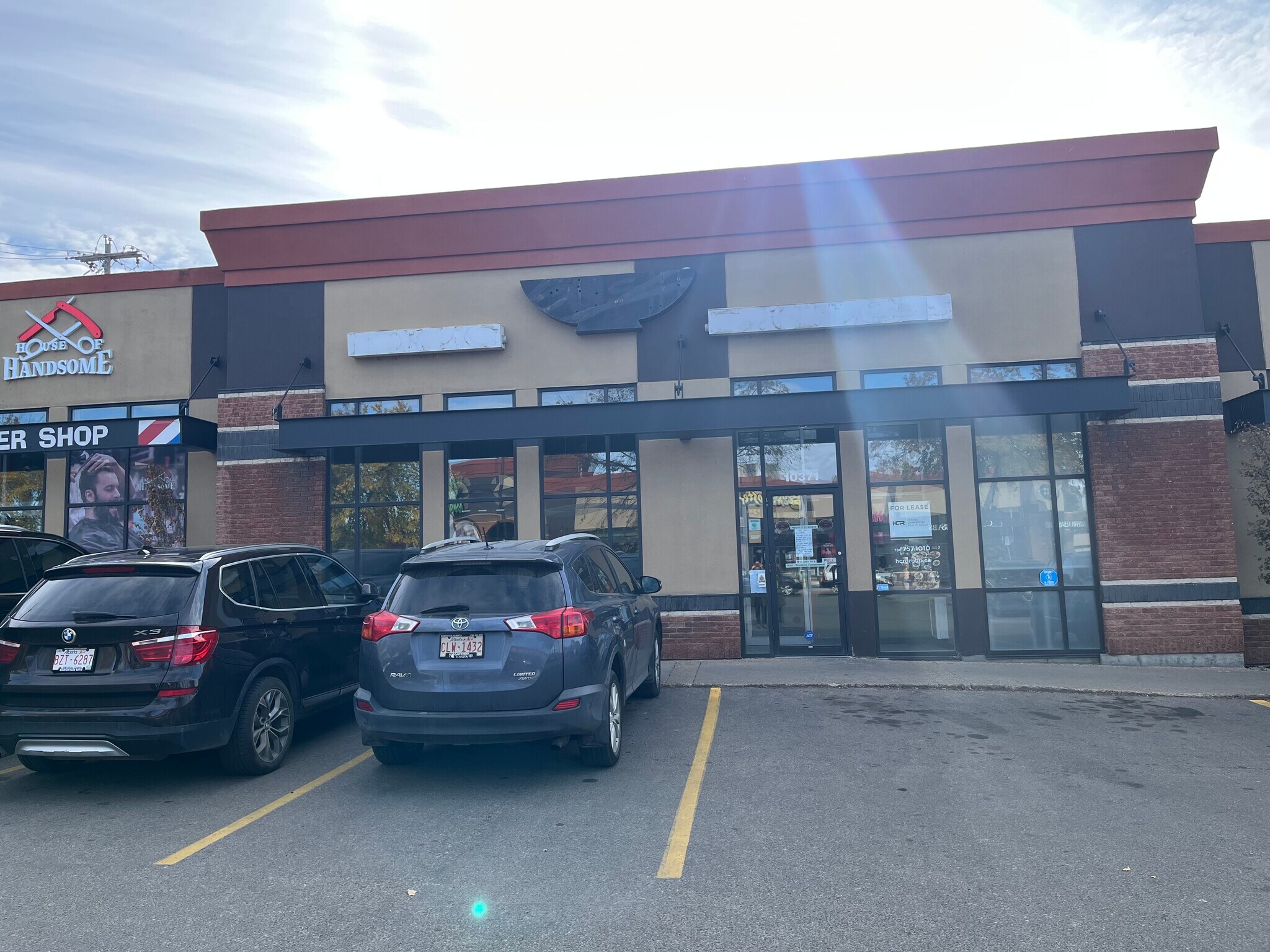 10349 78th Ave NW, Edmonton, AB à louer Photo intérieure– Image 1 sur 1