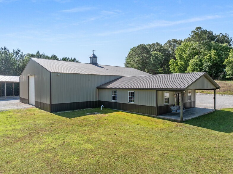 545 W 4th St, Parsons, TN à vendre - Photo de l’immeuble – Image 2 sur 33