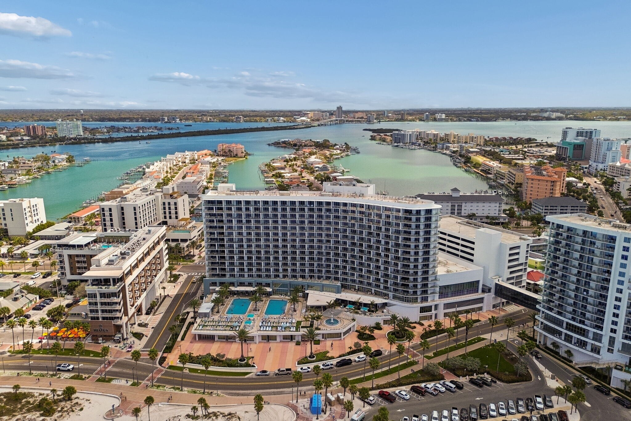 400 Coronado Dr, Clearwater Beach, FL à louer Photo principale– Image 1 sur 24