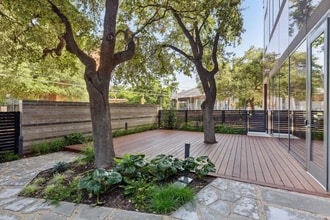 811 Barton Springs Rd, Austin, TX à louer Autre– Image 2 sur 6