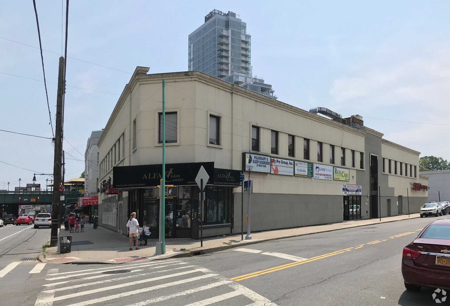 1402 Sheepshead Bay Rd, Brooklyn, NY à louer Photo principale– Image 1 sur 7