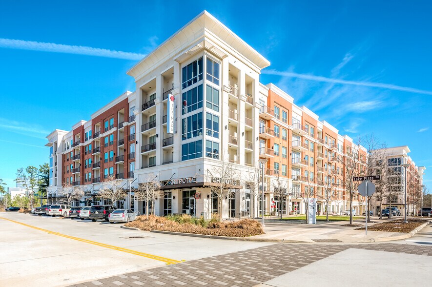 1600 Springwoods Plaza Dr, Spring, TX à louer - Photo de l’immeuble – Image 3 sur 7