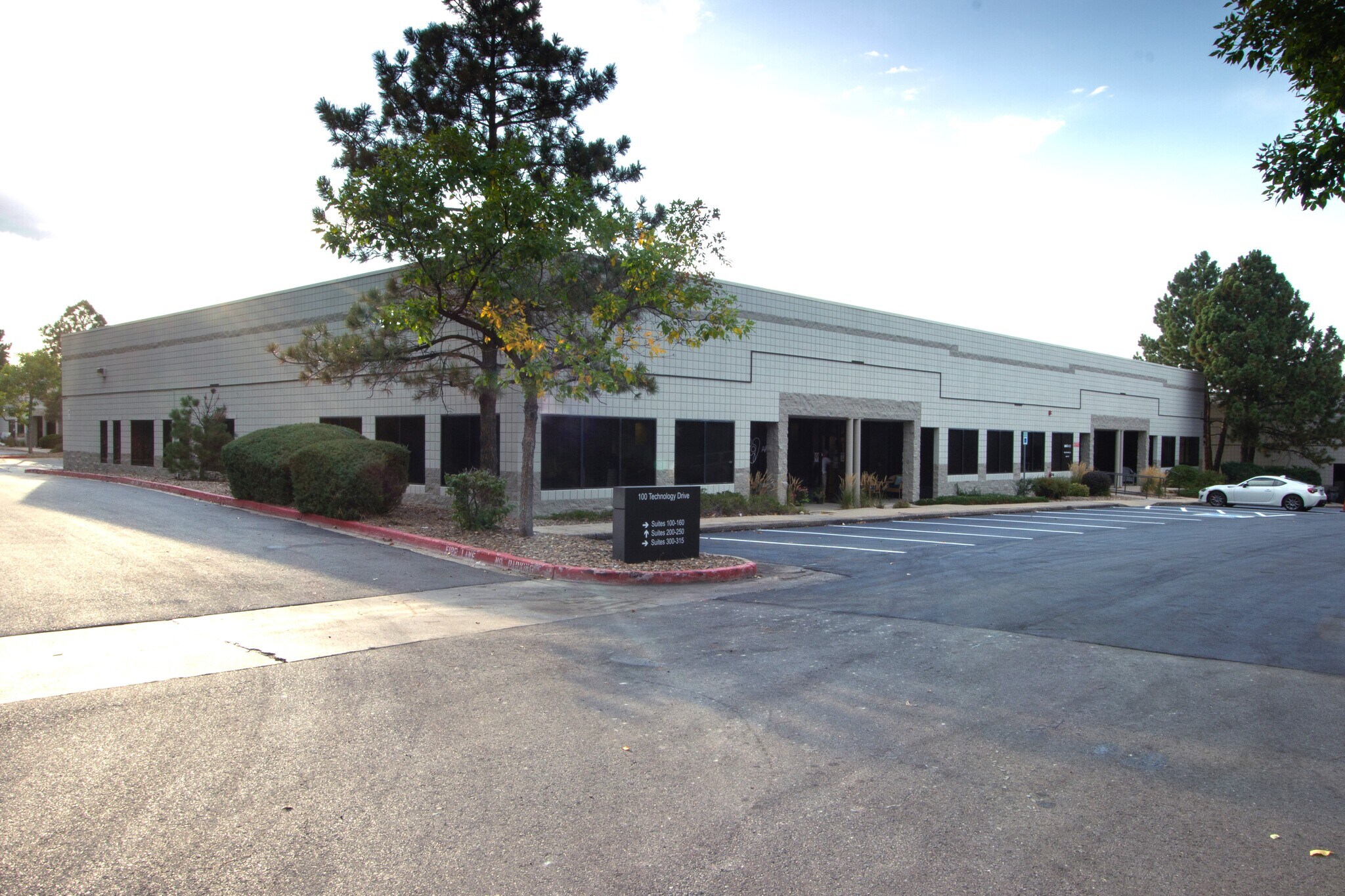 100 Technology Dr, Broomfield, CO à vendre Photo de l’immeuble– Image 1 sur 7