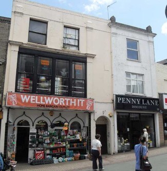 Plus de détails pour 15-16 High St, Ryde - Local commercial à louer