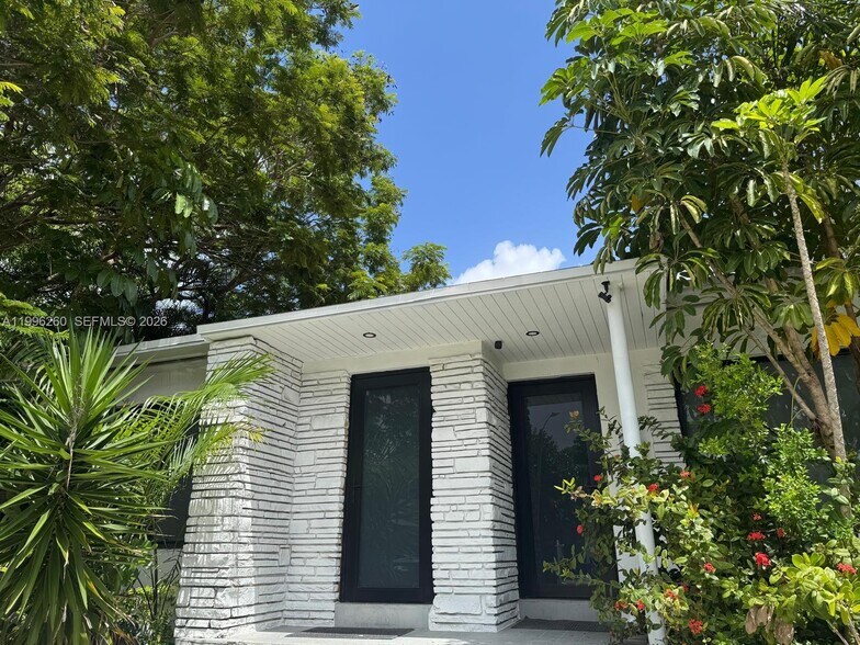 7811-7817 NE 10th Ct, Miami, FL à vendre - Photo principale – Image 1 sur 6