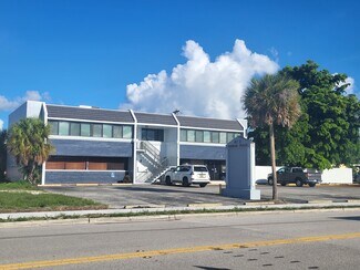 Plus de détails pour 4712 SE 15th Ave, Cape Coral, FL - Bureau à vendre