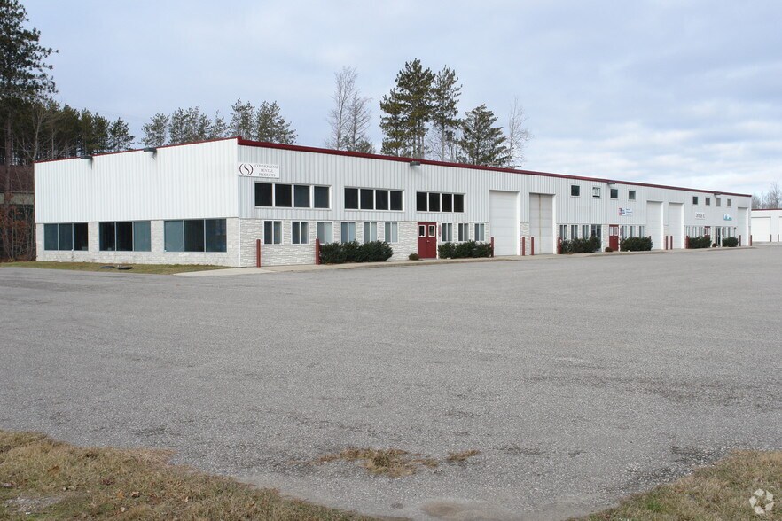 12259-12315 Cleveland St, Nunica, MI à louer - Photo de l’immeuble – Image 1 sur 20