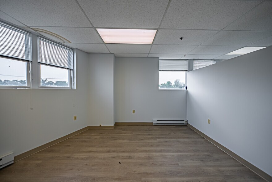 50 Johnson Ave, Hackensack, NJ à louer - Photo intérieure – Image 2 sur 17