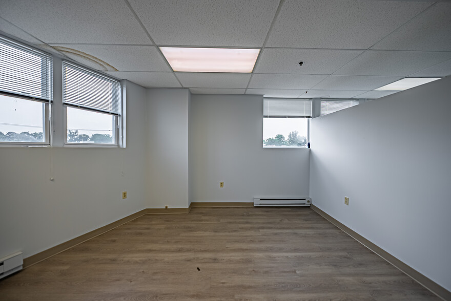50 Johnson Ave, Hackensack, NJ à louer - Photo intérieure – Image 3 sur 17