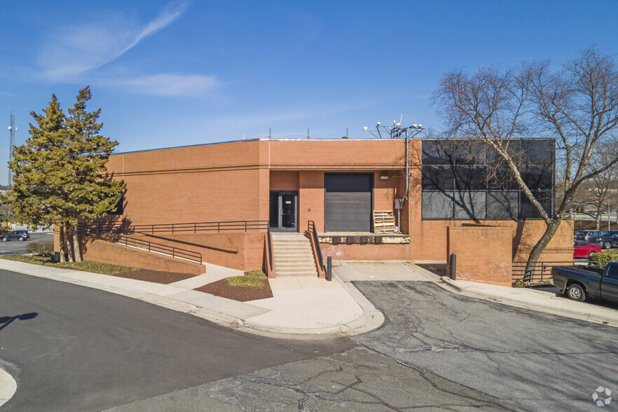 4300 Forbes Blvd, Lanham, MD à vendre - Photo de l’immeuble – Image 2 sur 3