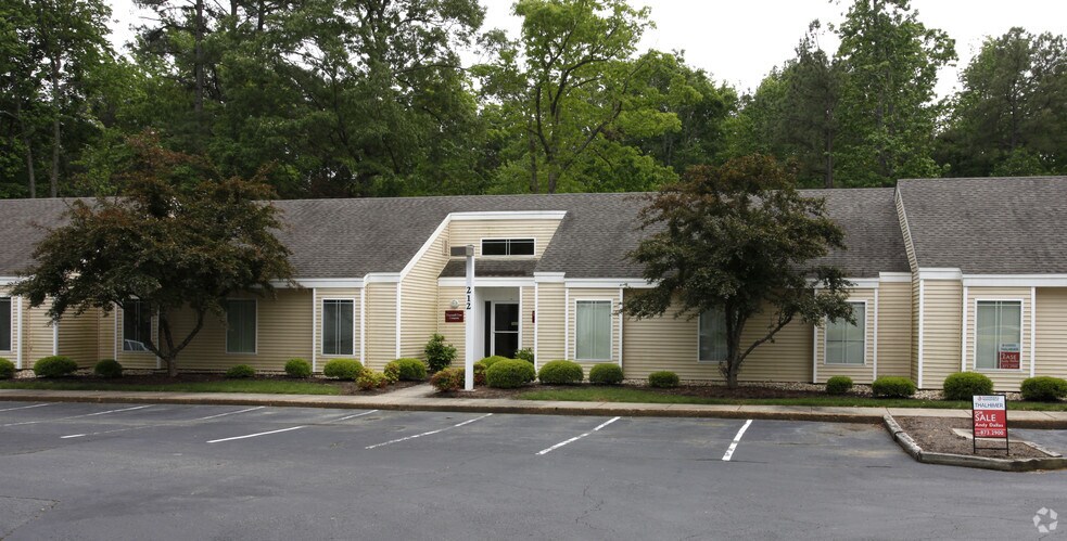210-214 Packets Ct, Williamsburg, VA à louer - Photo de l’immeuble – Image 3 sur 10