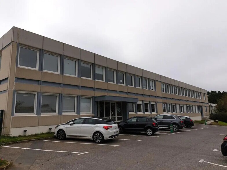 Bureau dans Gouesnou à louer - Photo de l’immeuble – Image 3 sur 4