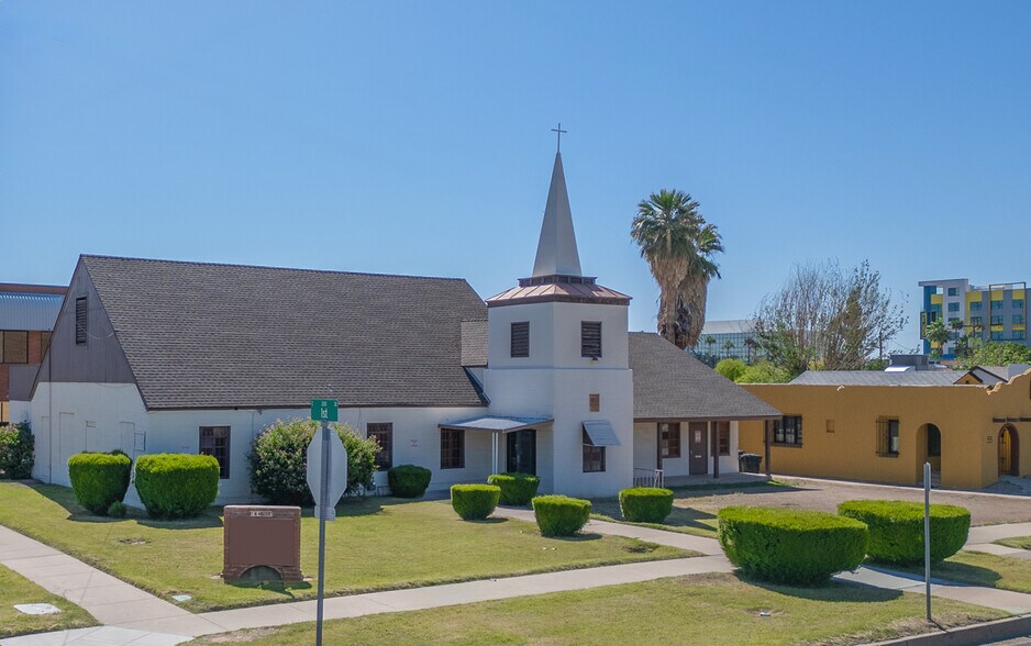 61 N Hibbert, Mesa, AZ à vendre - Photo de l’immeuble – Image 2 sur 20