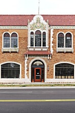 3216 Gillham Plz, Kansas City, MO à louer Photo de l’immeuble– Image 2 sur 10