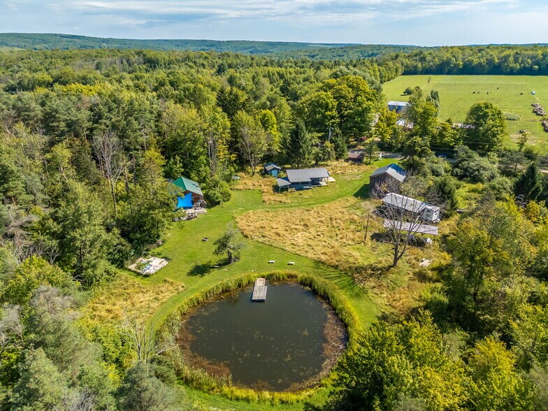 9545 Redman Rd, Fillmore, NY à vendre - Photo de l’immeuble – Image 2 sur 88