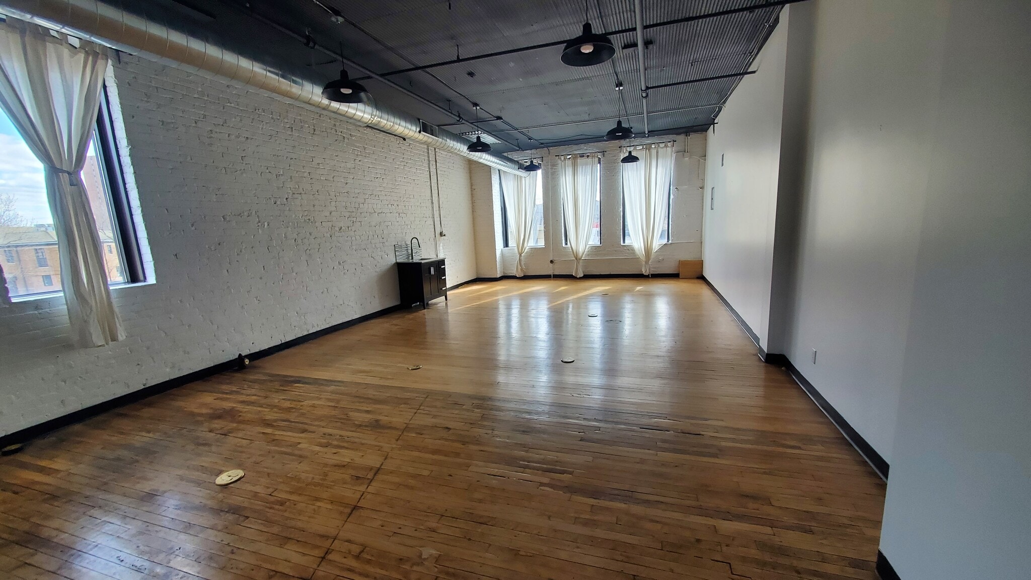 609 S 10th St, Minneapolis, MN à louer Photo intérieure– Image 1 sur 6