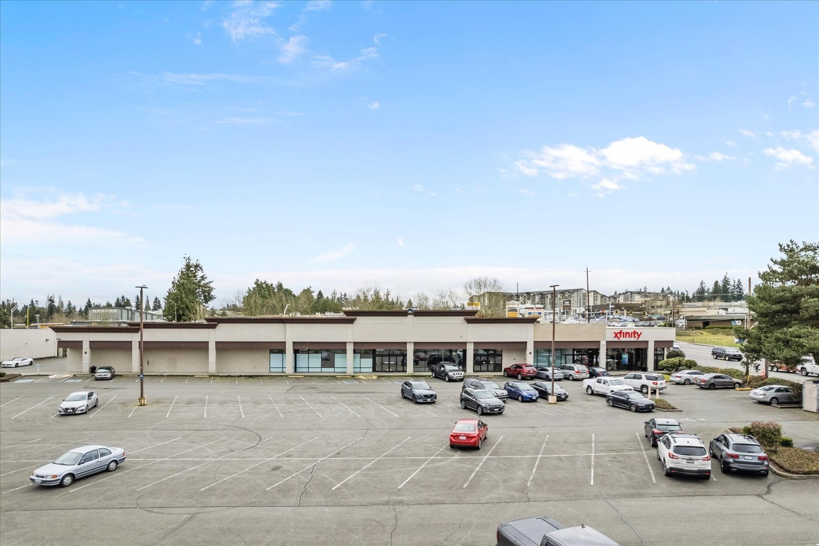7601-7621 Evergreen Way, Everett, WA à louer Photo de l’immeuble– Image 1 sur 1