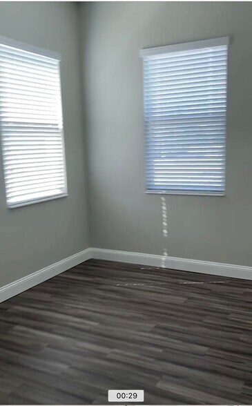 776 Cactus Ridge Cir, Seffner, FL à vendre - Photo de l’immeuble – Image 3 sur 3