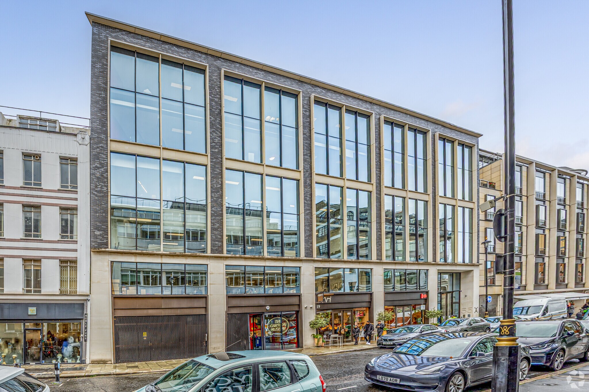 55-59 Wells St, Londres à louer Photo principale– Image 1 sur 12