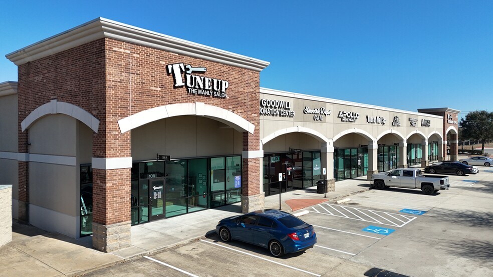1260 E League City Pky, League City, TX à louer - Photo de l’immeuble – Image 3 sur 3