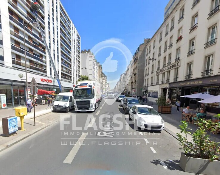 Local commercial dans Paris à louer - Photo de l’immeuble – Image 1 sur 3
