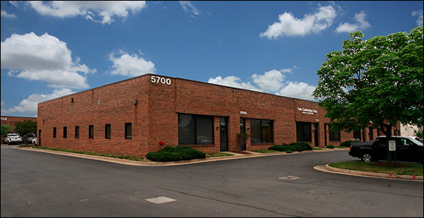 5700 General Washington Dr, Alexandria, VA à louer - Photo de l’immeuble – Image 2 sur 5