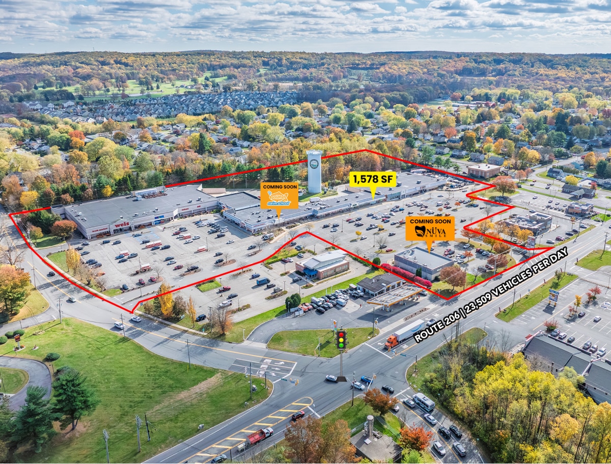 293 US Hwy 206, Flanders, NJ à louer Photo principale– Image 1 sur 16