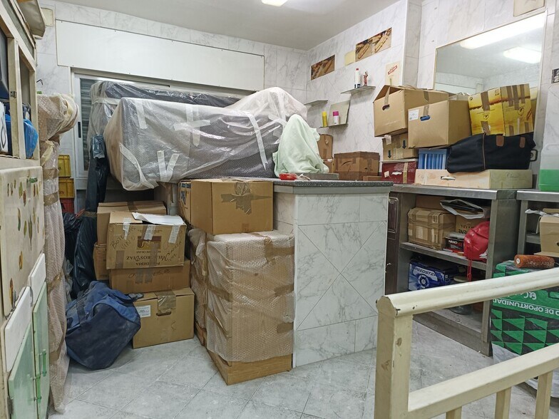 Immeuble residentiel dans Madrid, Madrid à vendre - Photo de l’immeuble – Image 2 sur 5