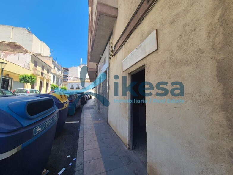 Local commercial dans Motril, Granada à vendre - Photo de l’immeuble – Image 1 sur 15